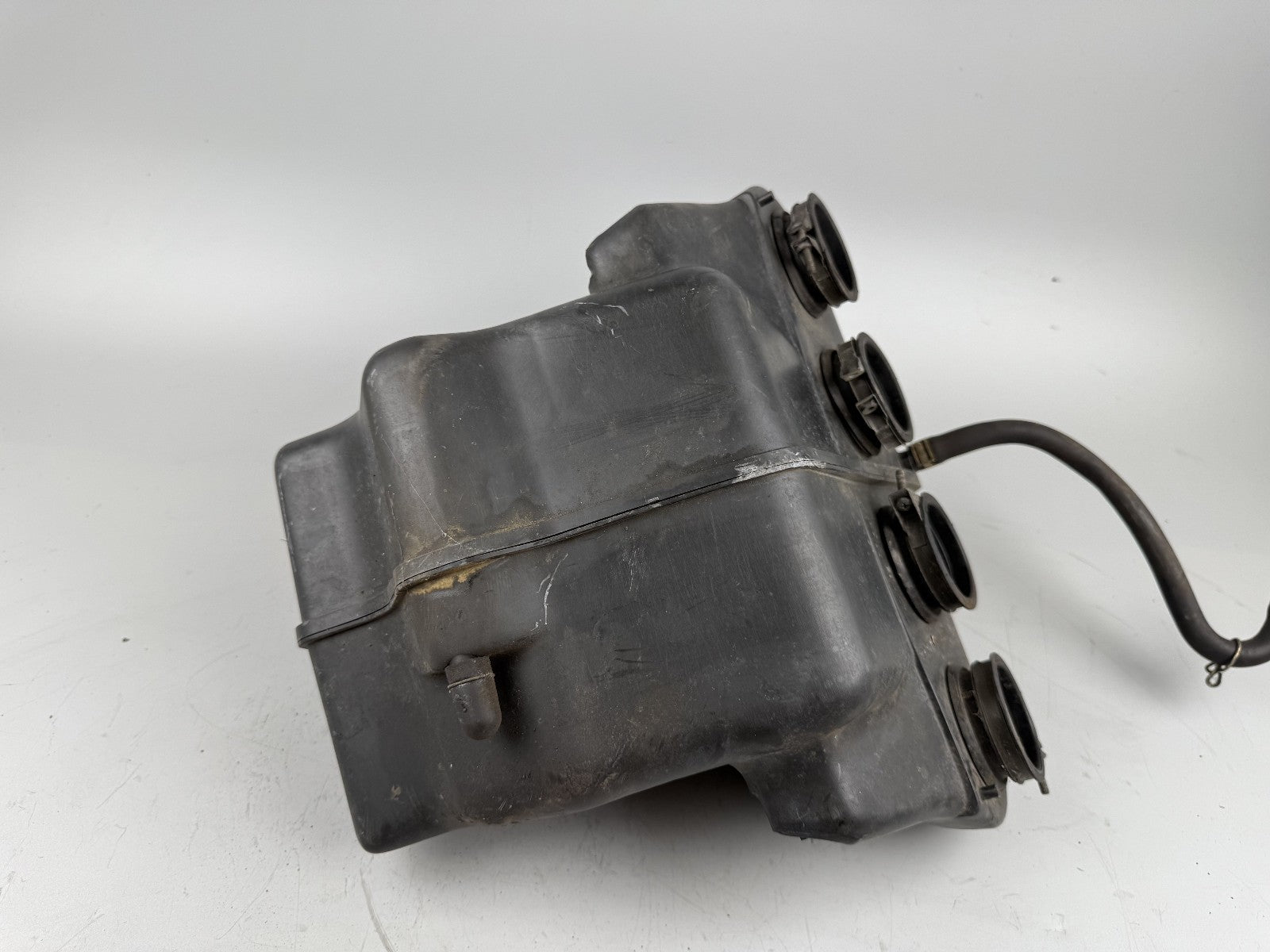Suzuki GSX750 AE Inazuma Luftfilterkasten Airbox Ansaugung Vergaser