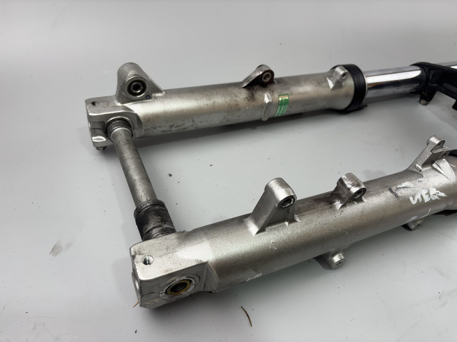 Honda VFR800 RC46/2 VTEC Gabel Standrohr Tauchrohr Federung Fork Absorber