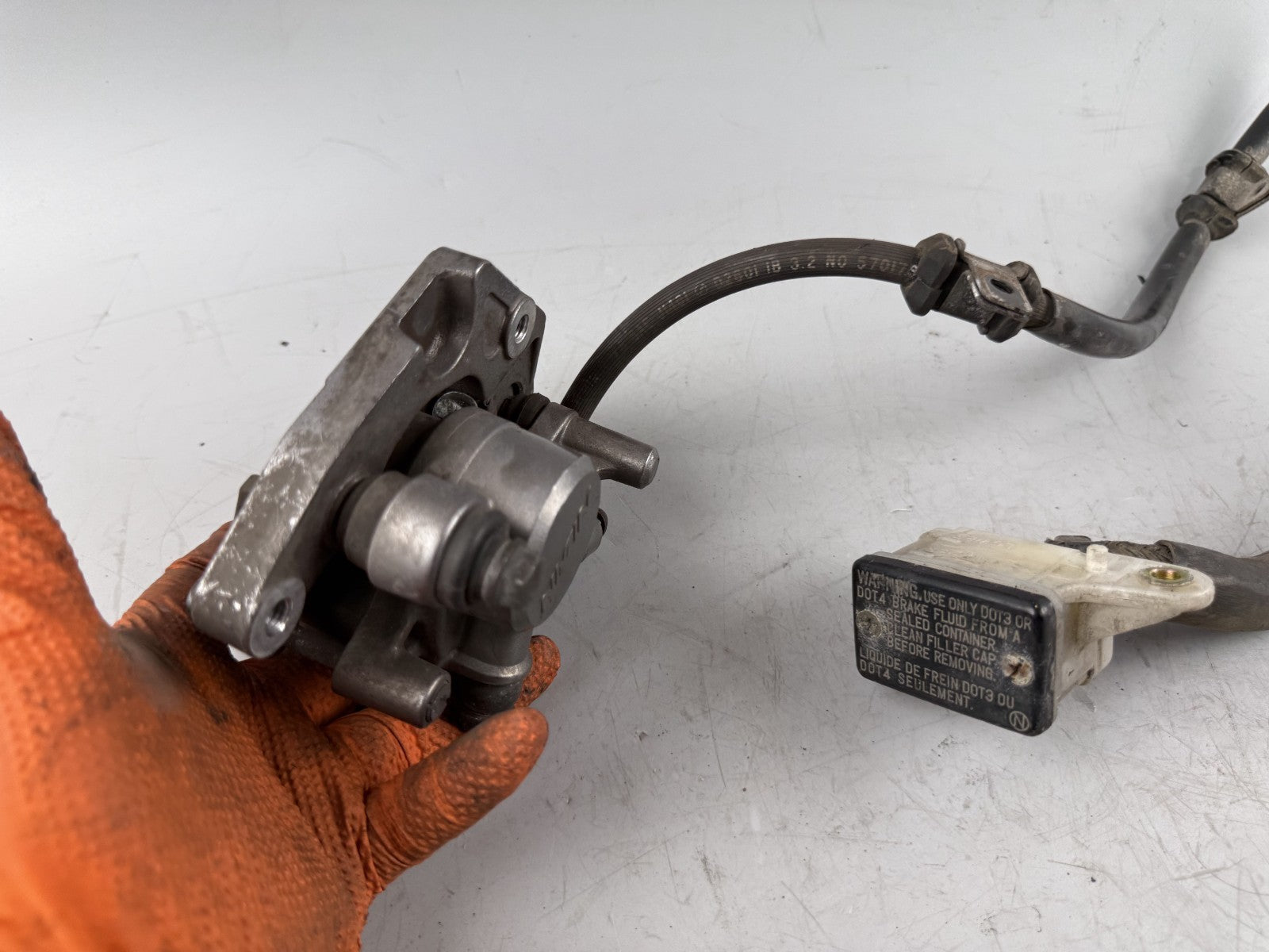 Honda NTV650 revere RC33 Bremsanlage Brake Bremse Sattel Pumpe vorne front