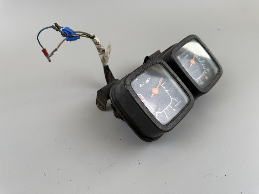 Suzuki DR 500 S DR500 Tacho Speedometer DZM Drehzahlmesser Instrumente Cockpit