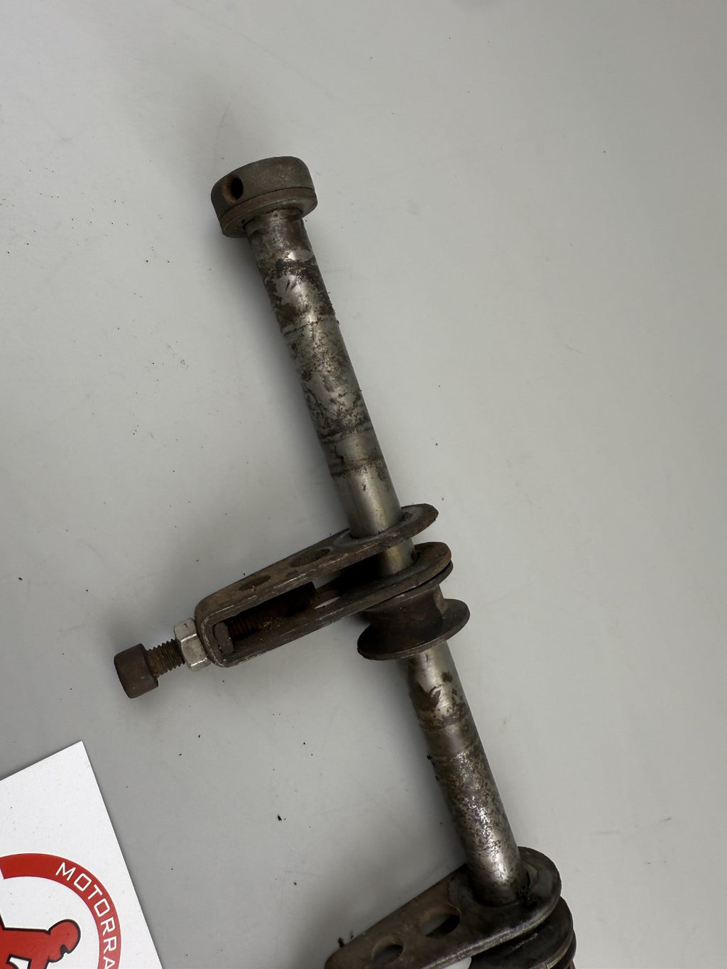 Suzuki DR 500 S DR500 Achse Kettenspanner Chain back Aufhängung