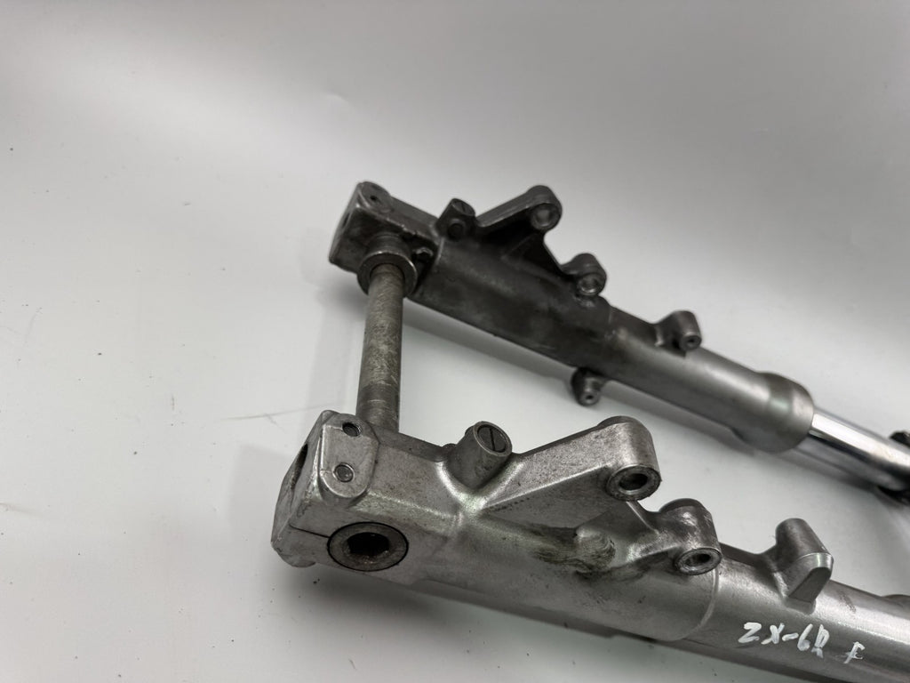 Kawasaki ZX-6R ZX600F Gabel Tauchrohr Standrohr Fork Absorber vorn front