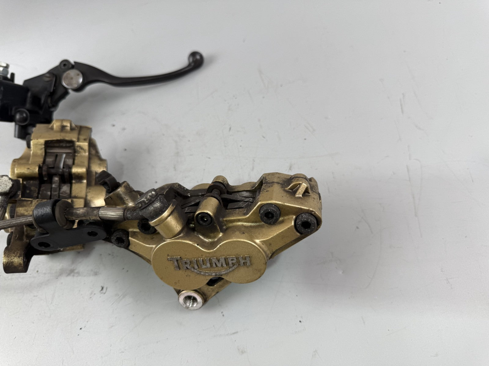 Triumph Daytona 1200 T300D Bremsanlage Brake Bremse vorne front Sattel Pumpe