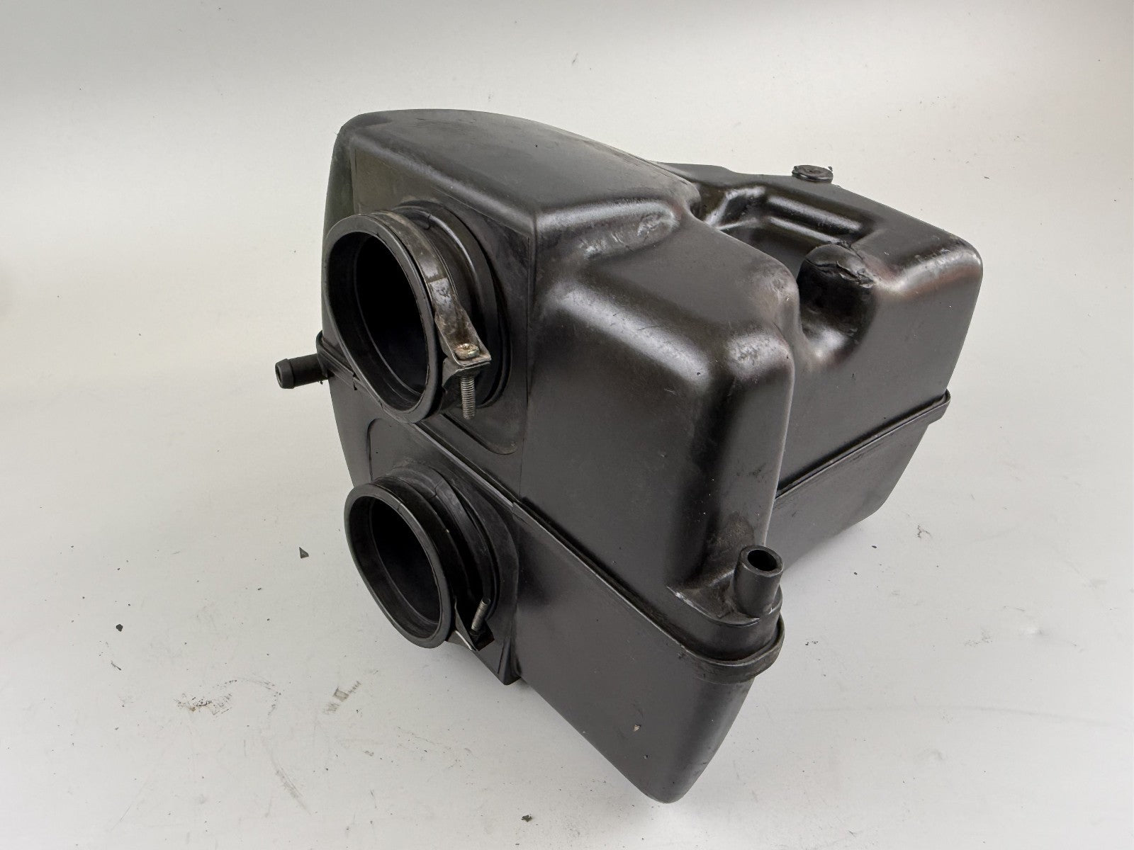 Suzuki GS500E GM51B Luftfilterkasten Airbox Ansaugung Motor Engine