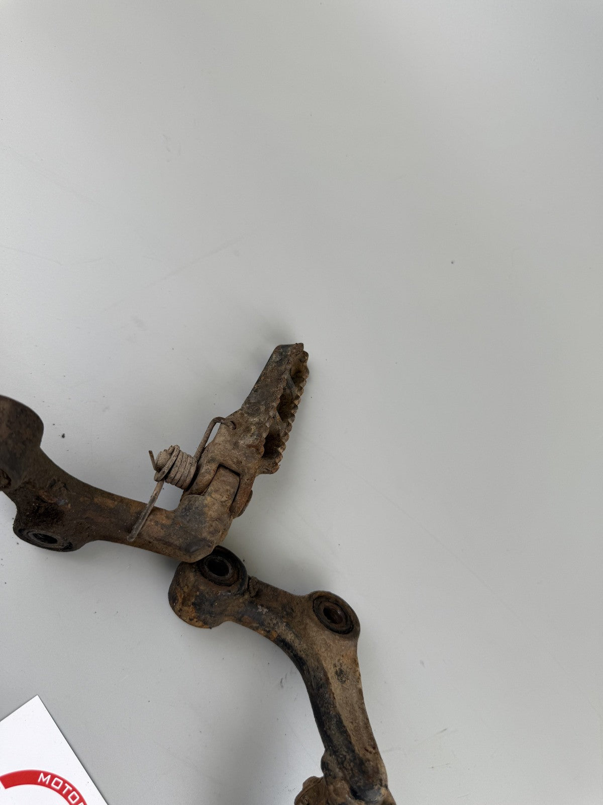 Suzuki DR 500 S DR500 Fußrastenanlage vorne front Steps Hangers