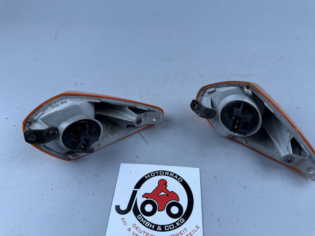 Honda VFR800 RC46 Blinker Blinkerpaar Set vorne front