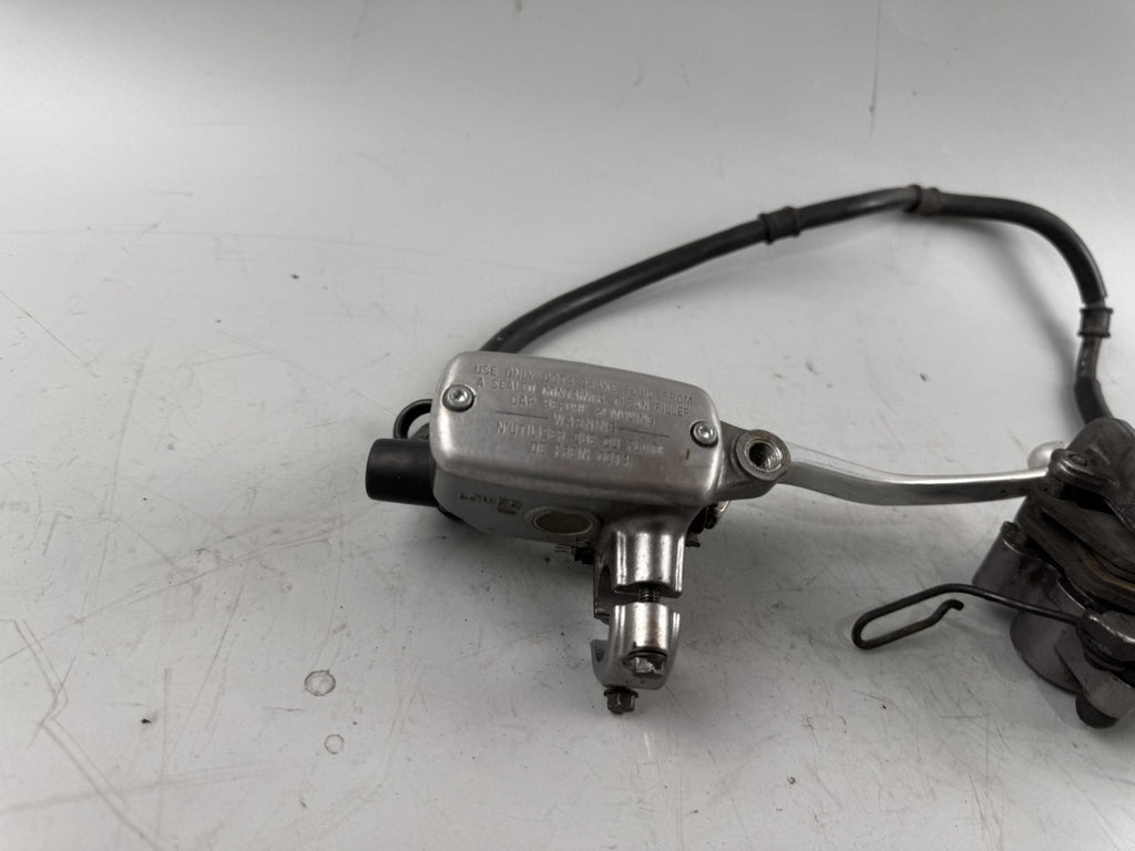 Honda NTV650 revere RC33 Bremsanlage Brake Bremse Sattel Pumpe vorne front
