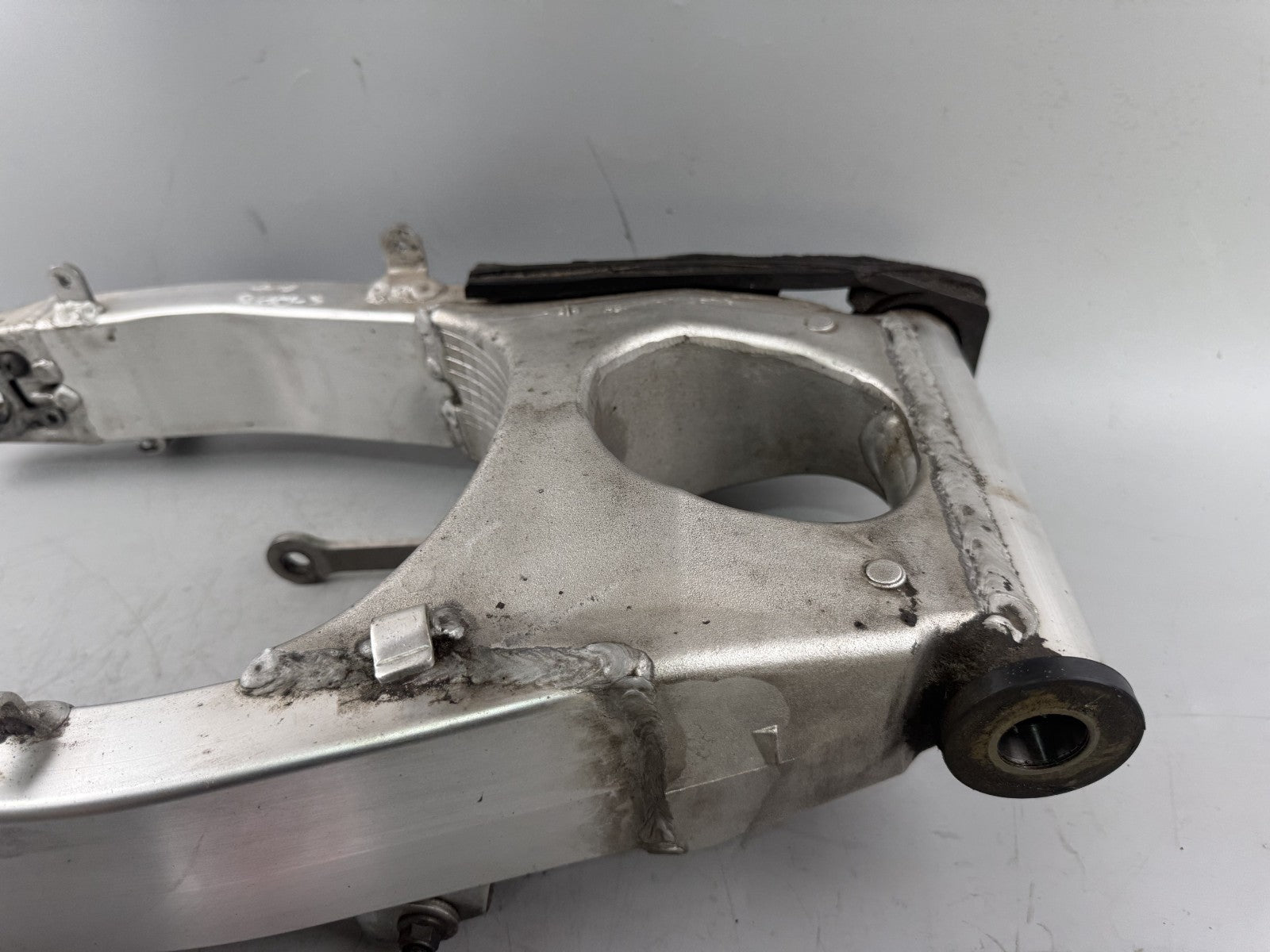 Suzuki GSX-R 600 SRAD AD 97-00 Schwinge Schwingarm Swing Aufhängung