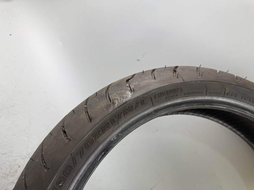 Motorrad Reifen Wheel 120/70 ZR17 Bridgestone BT023F 21/2016 DOT 4,5mm