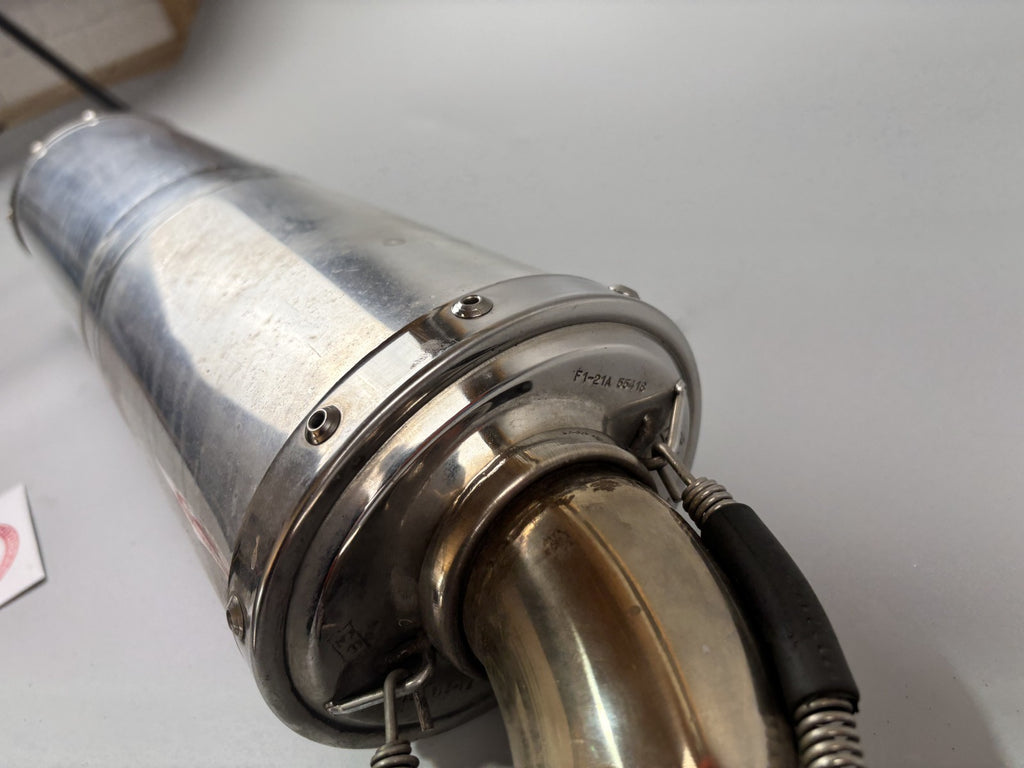 Triumph Daytona 955i T595 N 2002 Auspuff Endtopf Exhaust Schalldämpfer