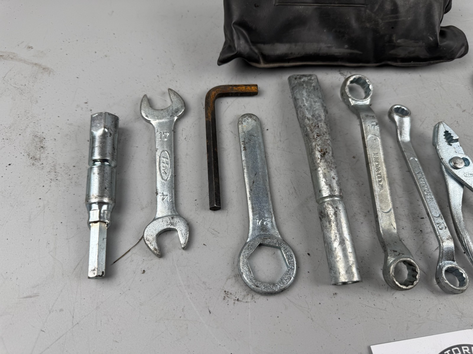 Honda VFR750 F RC36/1 Bordwerkzeug Tools