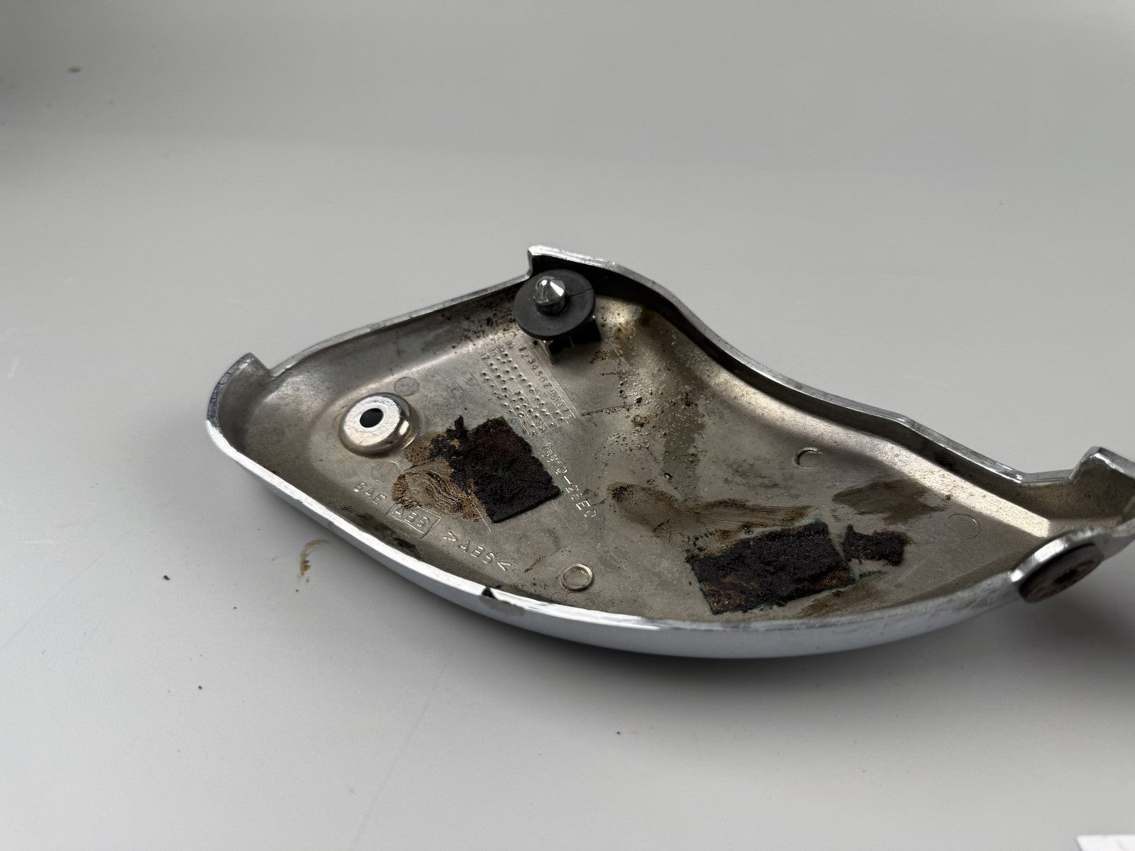 Suzuki GSF600 GN77B Seitendeckel Sidecover rechts links chrome Luftfilterkasten
