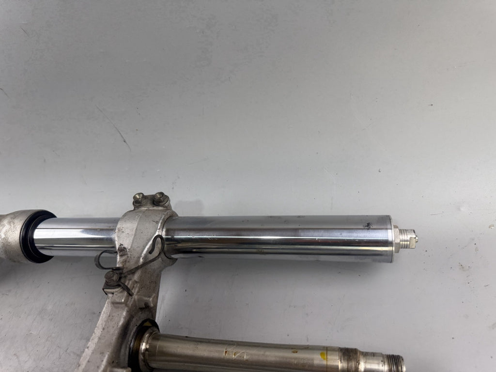 Suzuki GSX-R 600 SRAD AD 97-00 Gabel Fork Tauchrohr Standrohr Absorber Federung