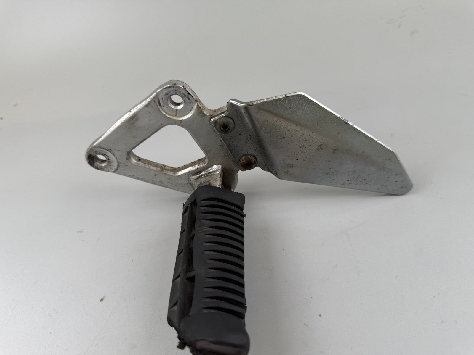 Suzuki GS500E GM51B Fußraste komplett Food Hangers Step links left Footpad
