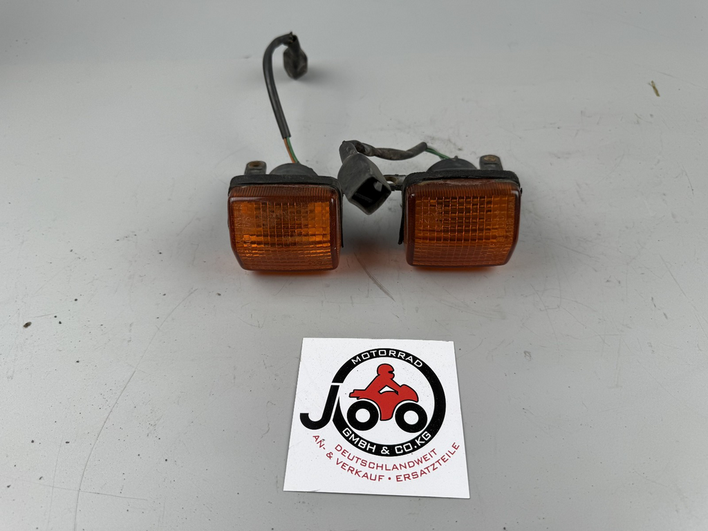 Honda CBR 600 F PC19 Blinker vorne front Signal Turns Blinkerpaar Indicater