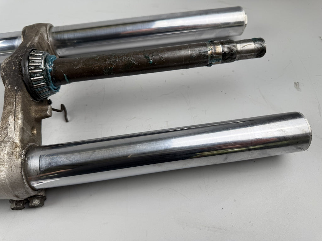 Suzuki GSF600 GN77B Bandit Gabel Tauchrohr Standrohr Fork Federung front