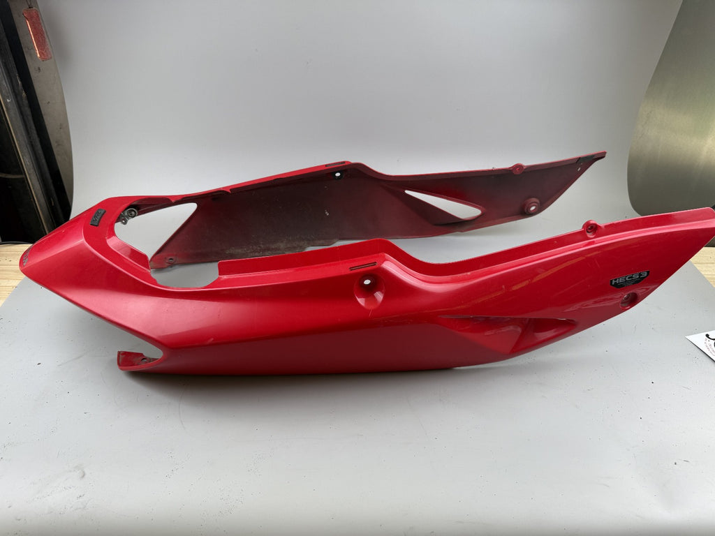 Honda VFR800 RC46 Heckverkleidung Cover Abdeckung Hinten Sitzbankverkleidung
