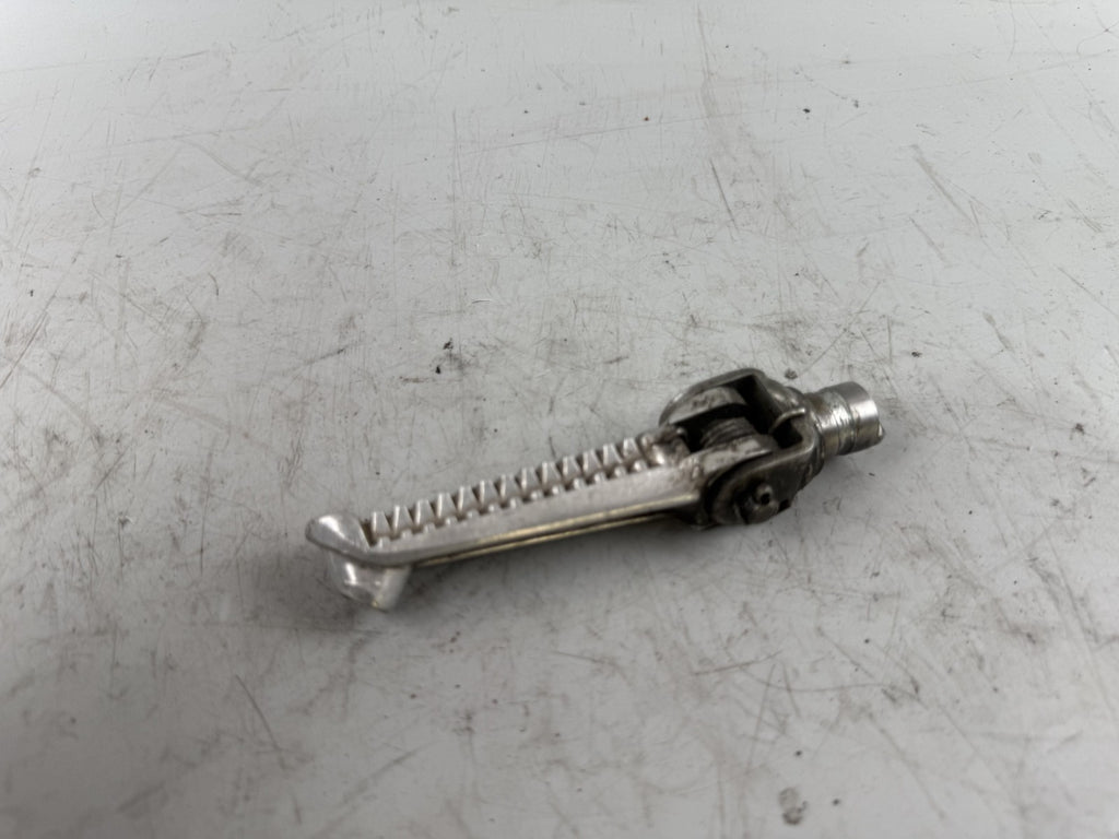 Suzuki GSX-R 600 SRAD AD 97-00 Fußraste Foot Step Hangers links left