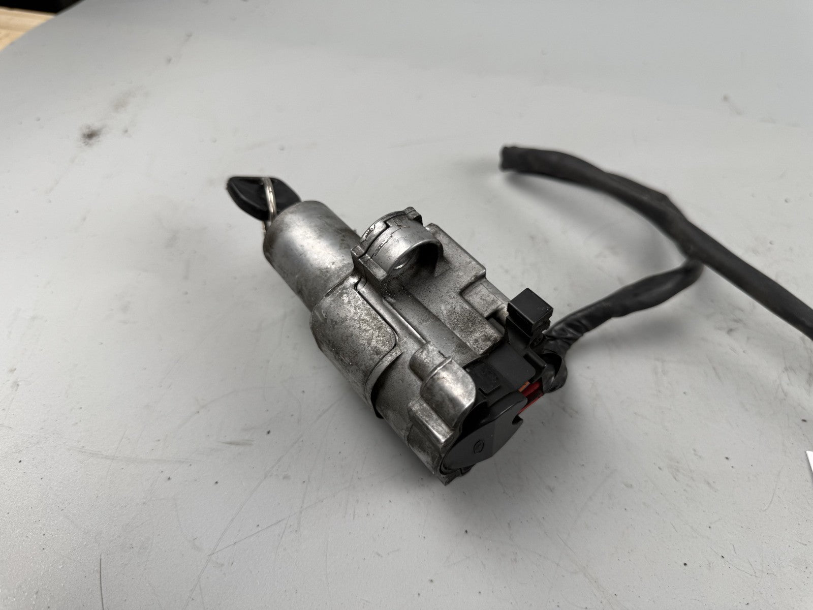 Honda VFR750 F RC36/1 Schlosssatz Zündschloss Tankschloss Key Lock