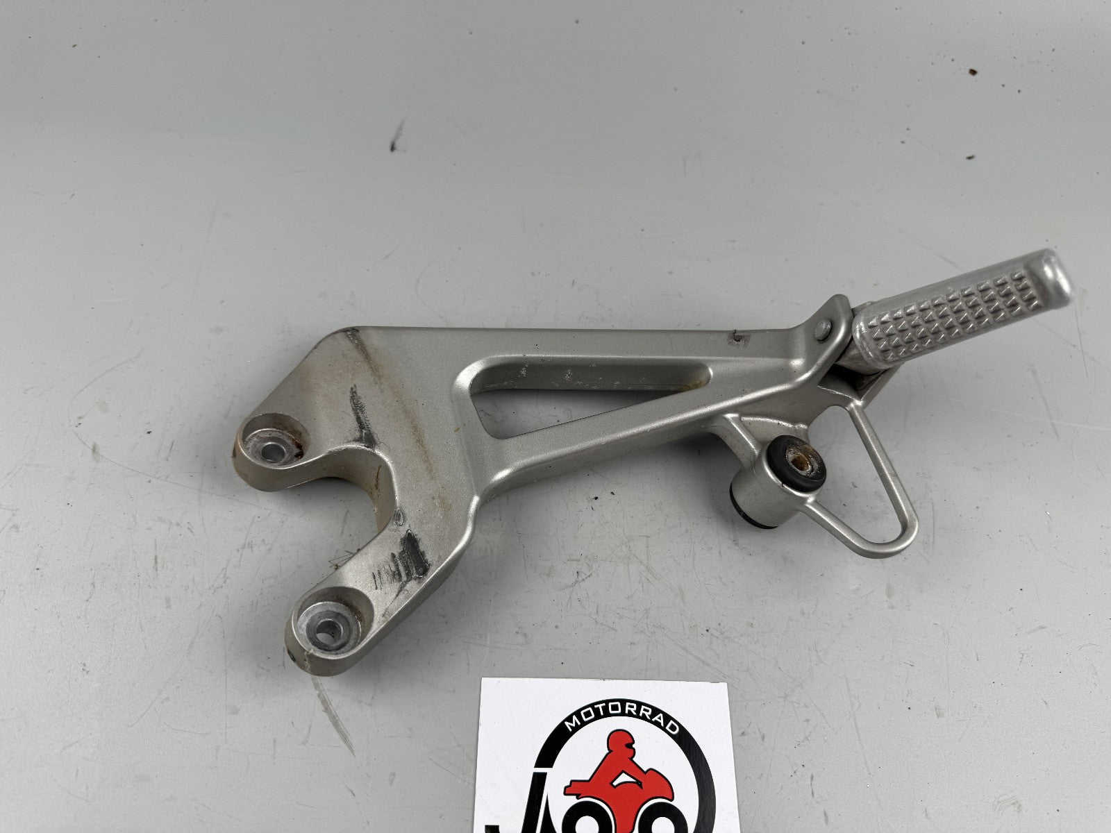 Honda VFR800 RC46 Fußrastenanlage Fußraste Hangers Foot Step hinten back rechts