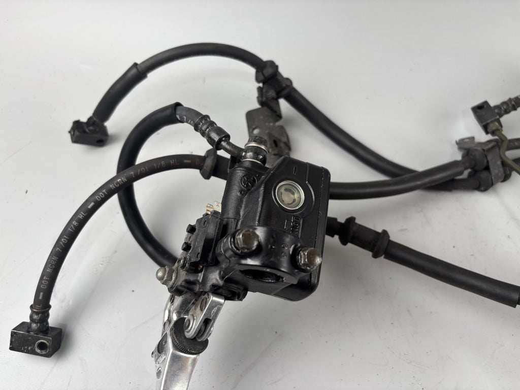 Honda VFR800 RC46/2 VTEC Bremse Bremsanlage Brake Sattel Pumpe front vorne