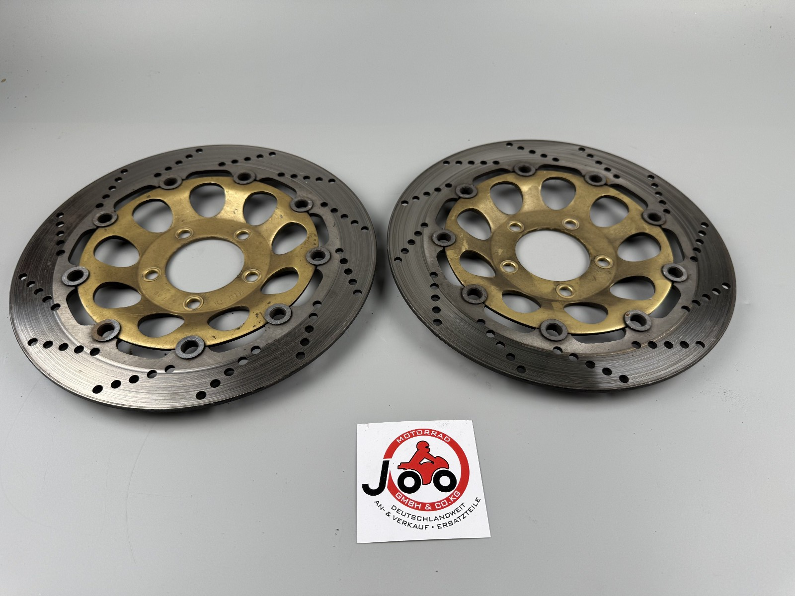 Suzuki GSF600 GN77B Bremsscheibe Brakedisc vorne front Reifen Bremse