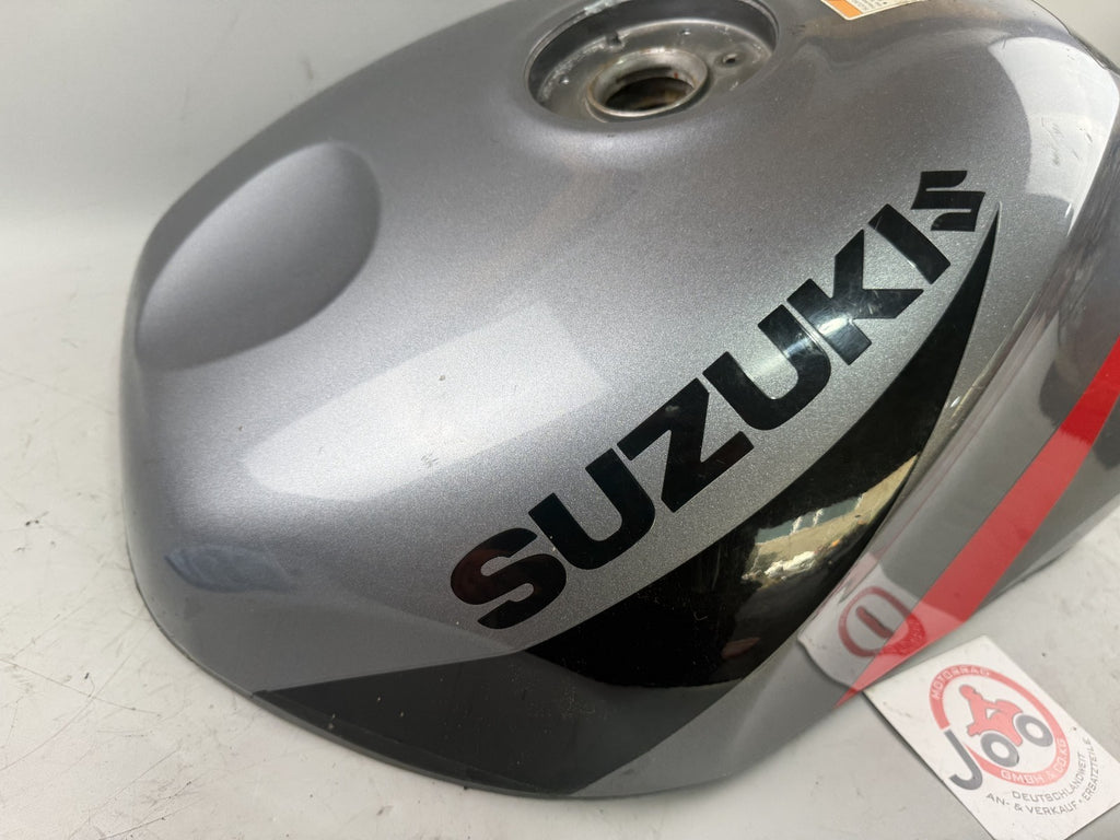 Suzuki GSX-R 600 SRAD AD 97-00 Tank Benzintank Fuel Gas Gasoline Kraftstoff