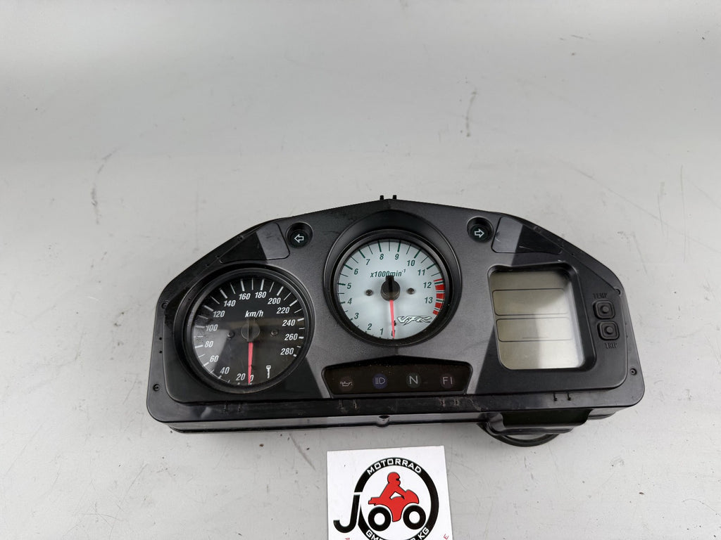 Honda VFR800 RC46 Tacho Cockpit Speedometer DZM Drehzahlmesser Instrumente