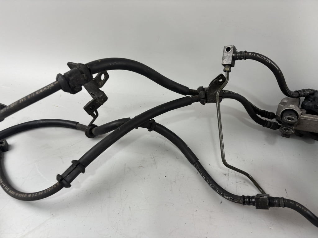 Honda VFR800 RC46/2 VTEC Bremse Bremsanlage Brake Sattel Pumpe front vorne