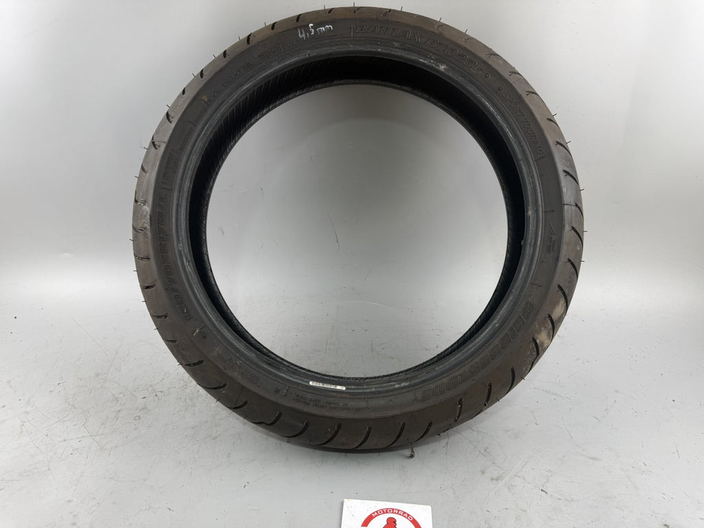 Motorrad Reifen Wheel 120/70 ZR17 Bridgestone BT023F 21/2016 DOT 4,5mm