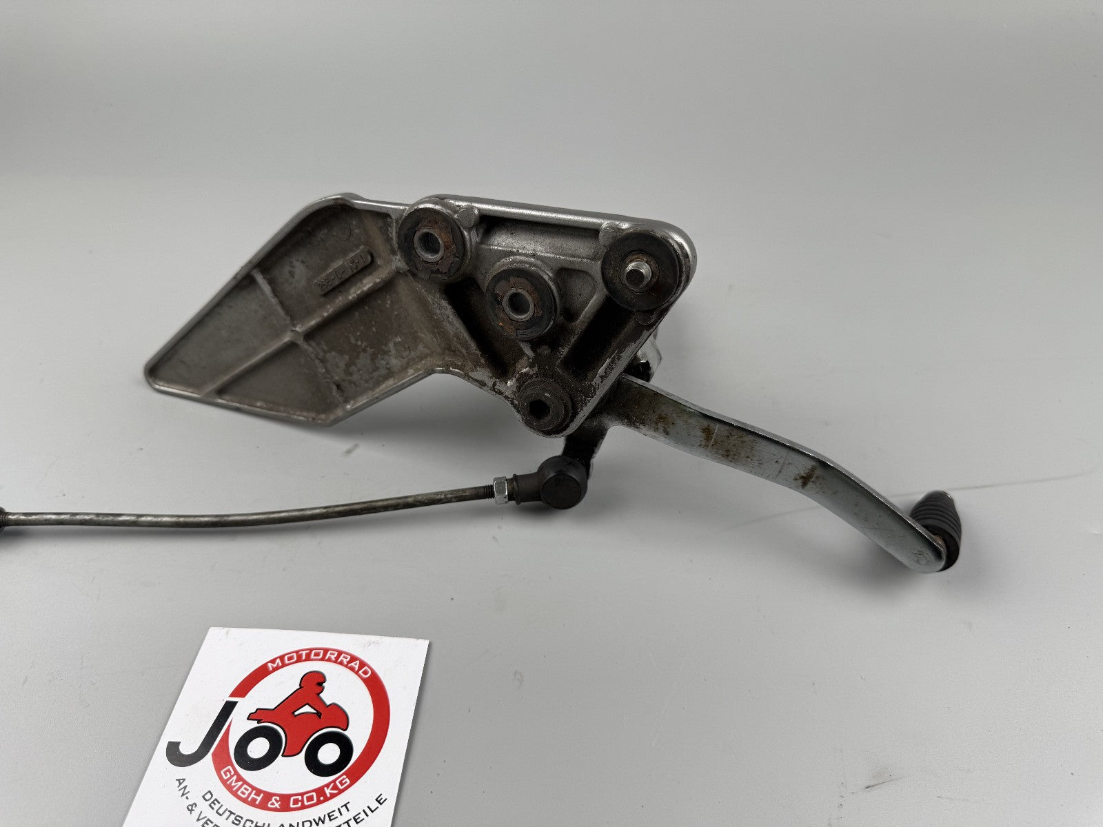 Suzuki GSF600 GN77B Schaltgestänge Fußraste links Fußrastenanlage Foot Hangers