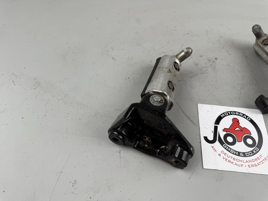 Honda CB750 Sevenfifty RC42 Fußrastenanlage Foot Steps Hangers vorne front