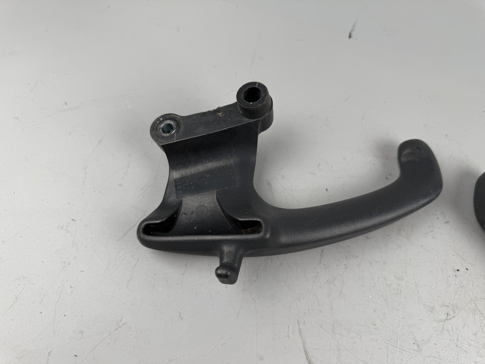 Honda VFR800 RC46 Soziusgriff Spoiler Heck hinten Halterung links rechts