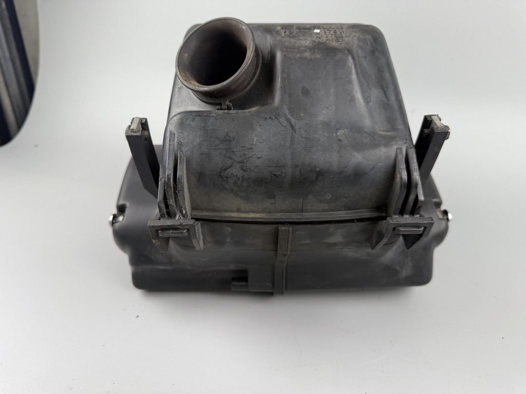 Suzuki GSF600 GN77B Luftfilterkasten Airbox Ansaugung Vergaser Motor Engine