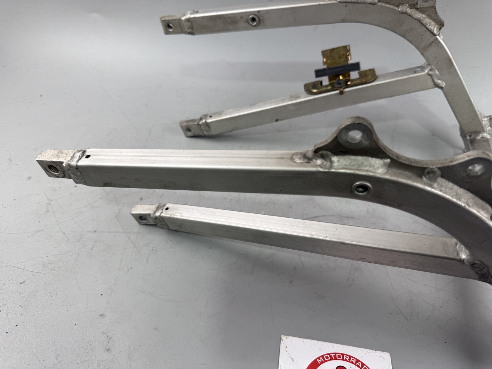 Suzuki GSX-R 600 SRAD AD 97-00 Hilfsrahmen Rahmen Hinten Frame