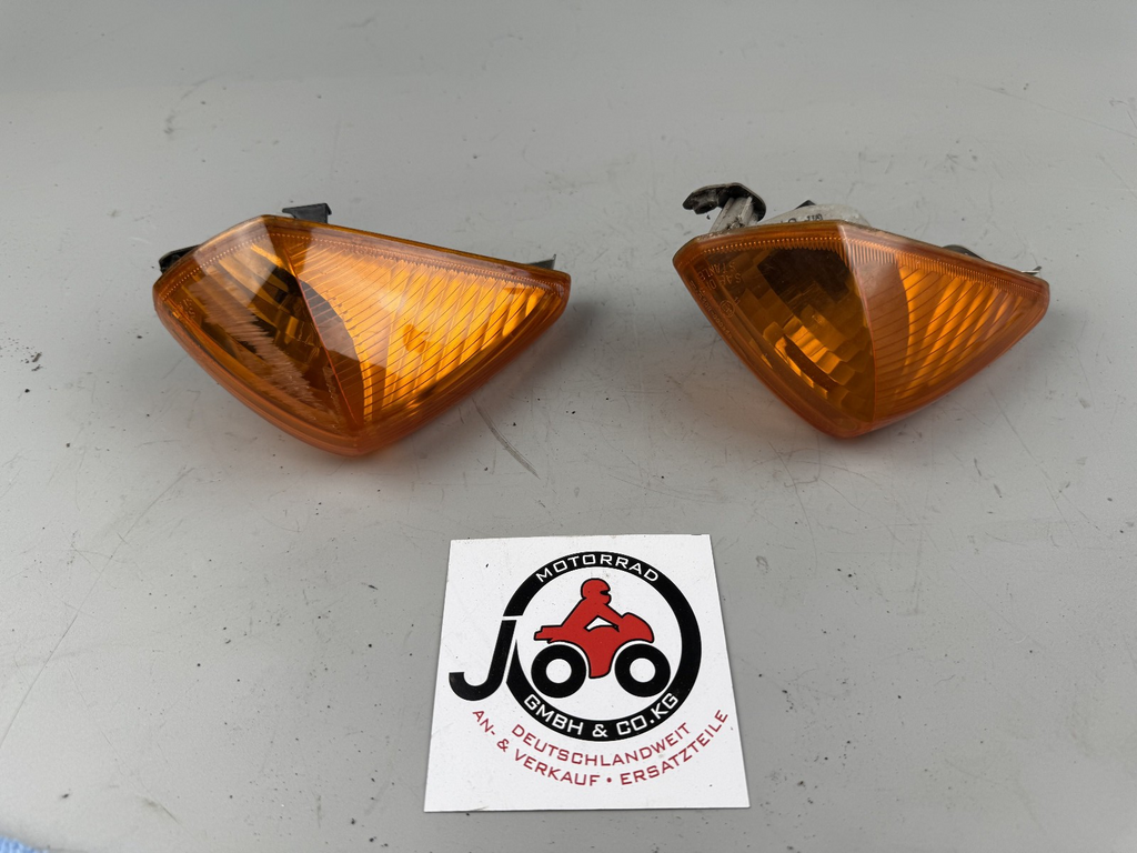 Honda VFR800 RC46 Blinker Blinkerpaar Set vorne front