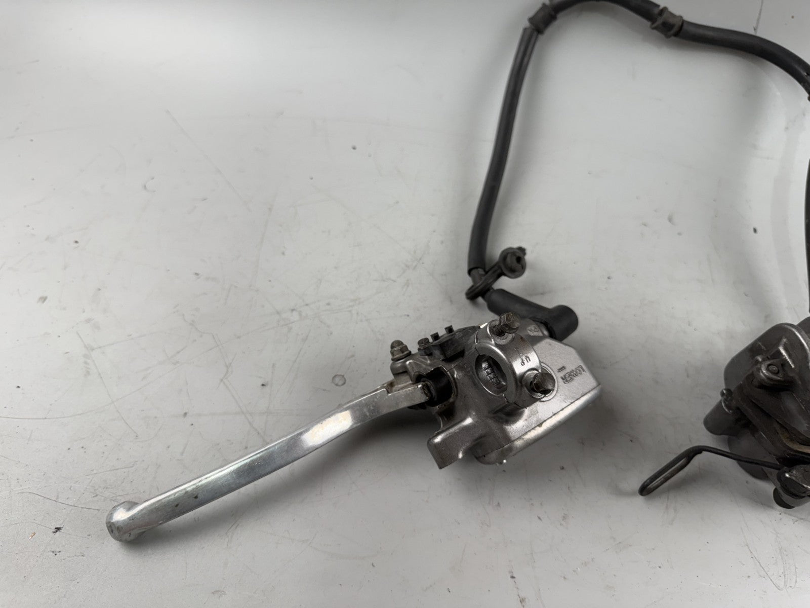 Honda NTV650 revere RC33 Bremsanlage Brake Bremse Sattel Pumpe vorne front